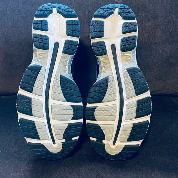 Mint condition ASICS GEL Nimbus 18 Mens Black Grey Silver 13 US 48 EUR - Picture 10 of 13